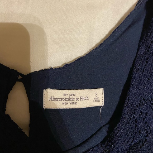 Navy A&F romper - Picture 3 of 3